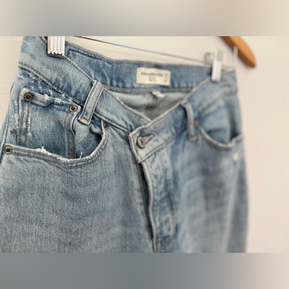 Abercrombie & Fitch The Dad High Rise Curve Love Jeans | Size 25 Short - Picture 4 of 7